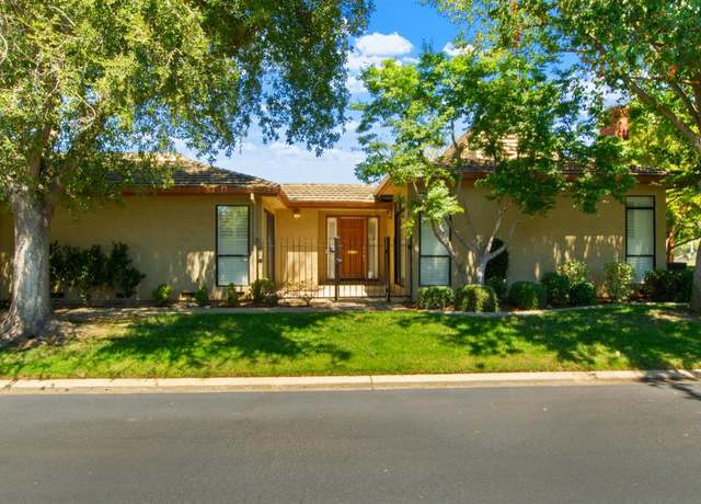 Property at 208 Gramercy Park Dr, Lodi, CA 95242, 2 beds, 2 baths