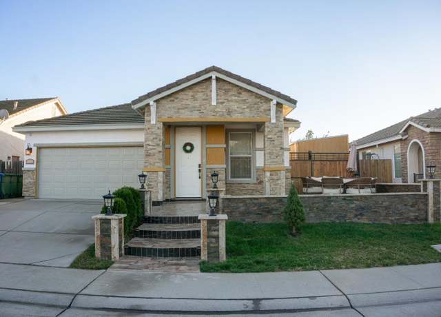 Property at 4808 Conzelman Way, Elk Grove, CA 95757, 4 beds, 2 baths