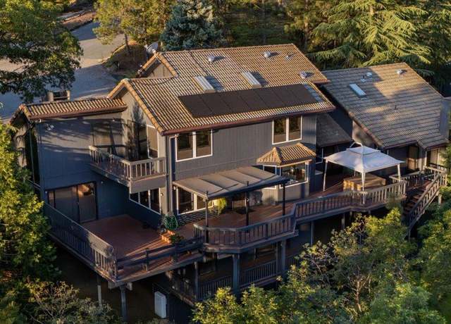 Property at 17444 Troy Ct, Grass Valley, CA 95949, 4 beds, 4 baths
