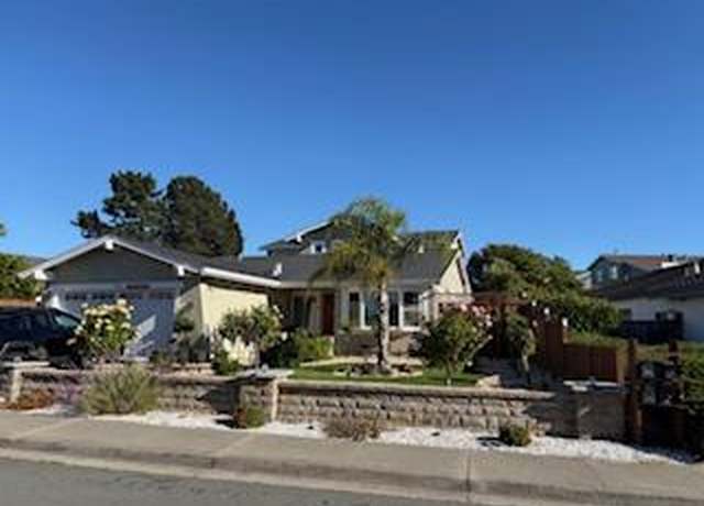Property at 112 Robin Ct, Hercules, CA 94547, 5 beds, 3 baths