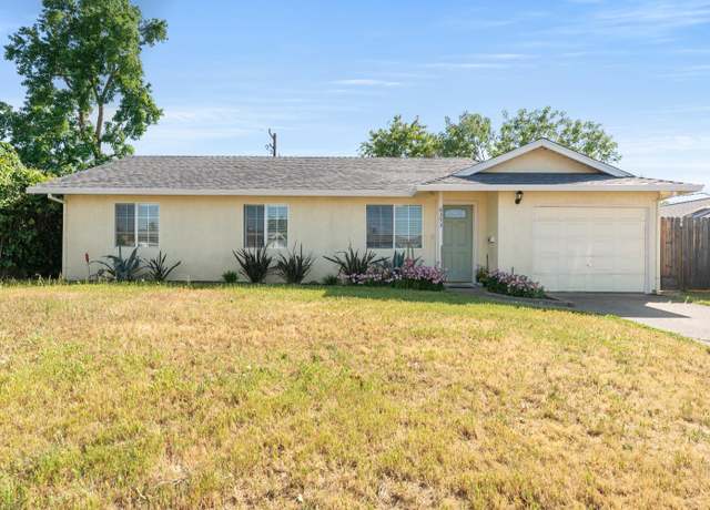 Property at 6353 La Cienega Dr, North Highlands, CA 95660, 3 beds, 2 baths