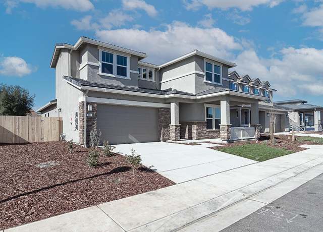Property at 886 Ranchland Way, Oakdale, CA 95361, 3 beds, 3 baths