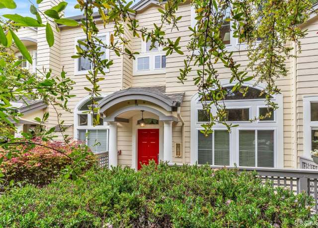 Property at 55 Erin Ln, Half Moon Bay, CA 94019, 2 beds, 2.5 baths