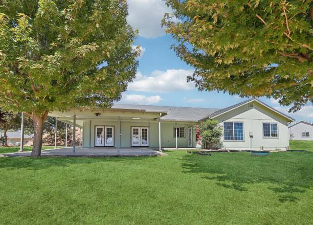 Property at 2072 Fox Ct, Ione, CA 95640, 3 beds, 2.5 baths