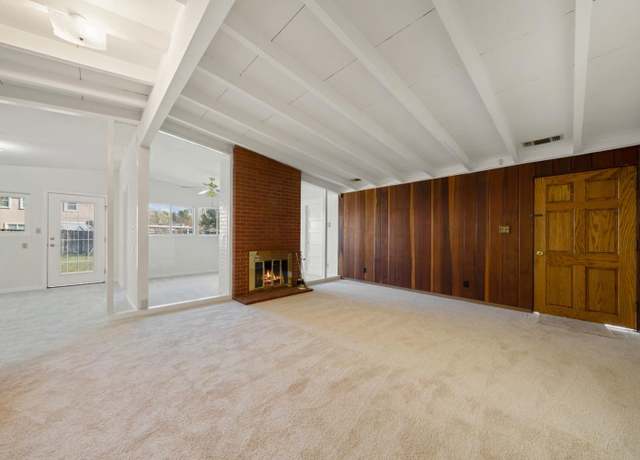 Property at 771 Reuter Dr, West Sacramento, CA 95605, 4 beds, 2 baths