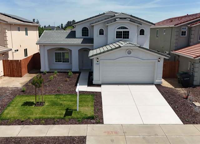 Property at 5630 Landon Ln, Riverbank, CA 95367, 5 beds, 3 baths