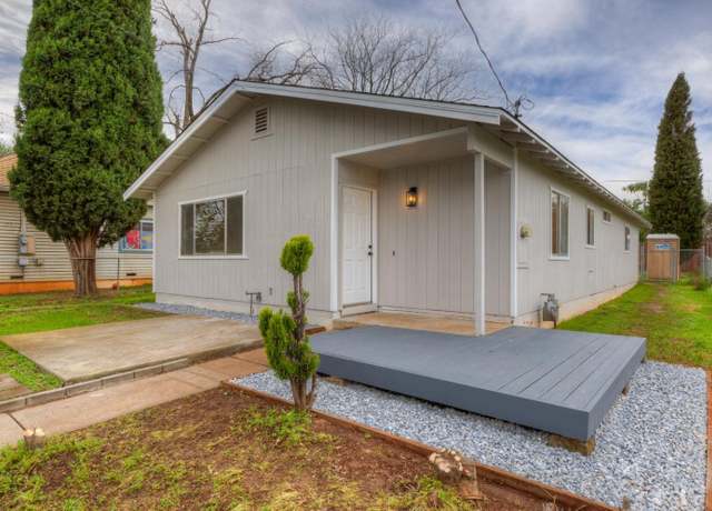 Property at 2862 Florence Ave, Oroville, CA 95966, 3 beds, 2 baths