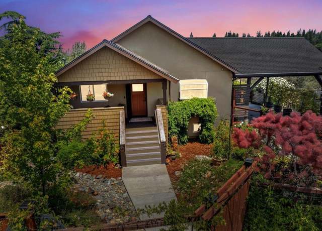 Property at 578 Douglas Ave, Grass Valley, CA 95945, 2 beds, 3 baths