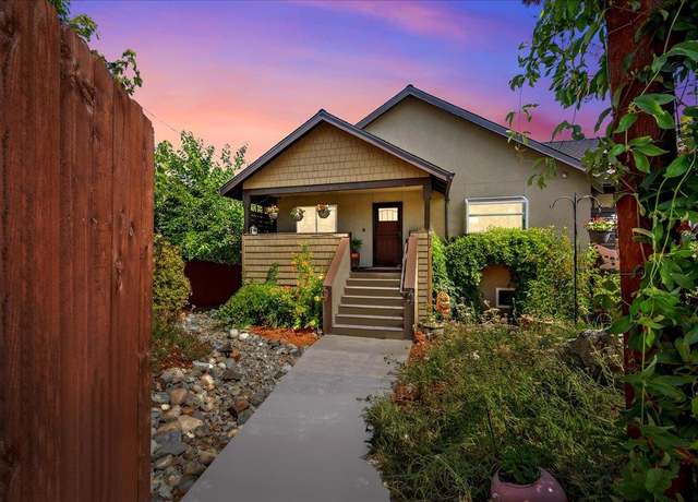 Property at 578 Douglas Ave, Grass Valley, CA 95945, 2 beds, 3 baths