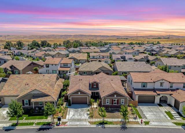 Property at 1461 S Wilshire Ave, Mountain House, CA 95391, 4 beds, 3.5 baths
