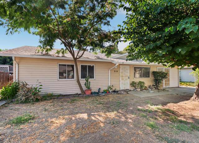 Property at 910 1st St, Galt, CA 95632, 3 beds, 2 baths