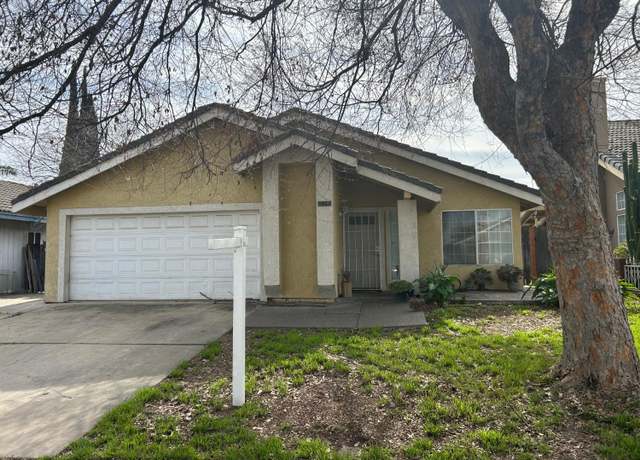 Property at 624 Park Hurst Way, Modesto, CA 95358, 3 beds, 2 baths