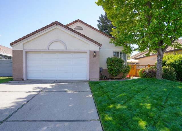 Property at 283 Union St, Roseville, CA 95678, 2 beds, 2 baths