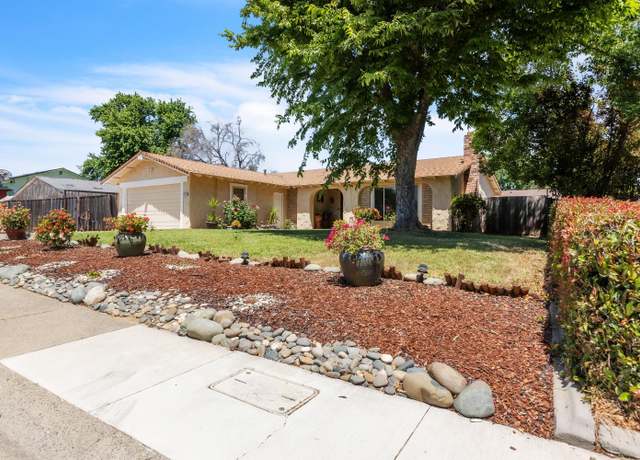 Property at 8113 Donnawood Way, Orangevale, CA 95662, 3 beds, 2 baths