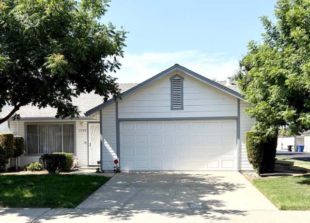 Property at 1905 Middelburg Ct, Modesto, CA 95356, 3 beds, 2 baths
