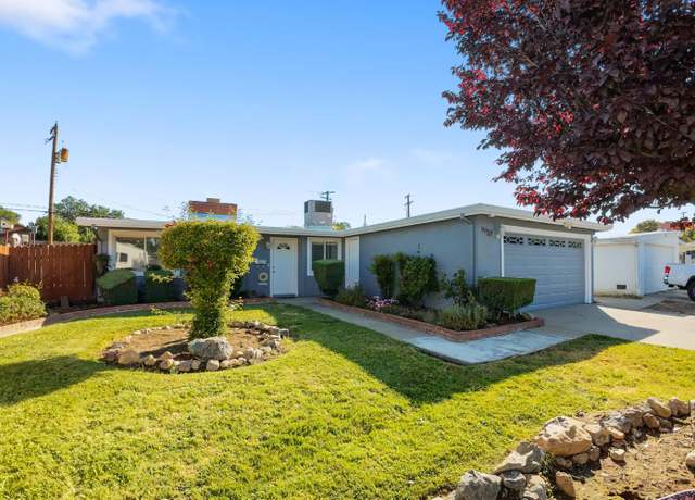 Property at 8865 Halverson, Elk Grove, CA 95624, 3 beds, 2 baths