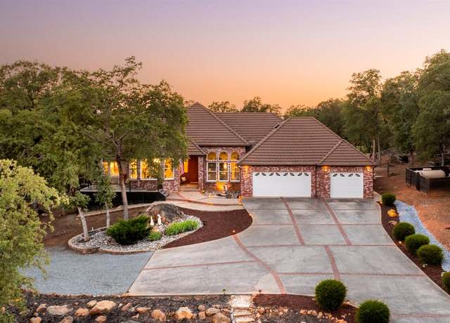 Property at 13205 Moss Rock Dr, Auburn, CA 95602, 3 beds, 2.5 baths