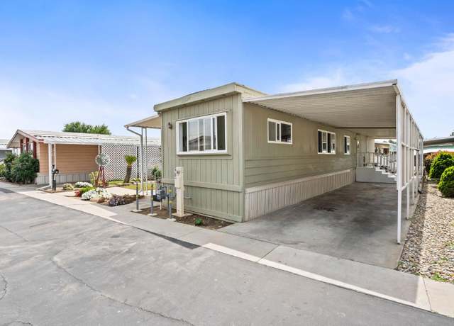 Property at 1500 Villa Ave #143, Clovis, CA 93612, 2 beds, 2 baths