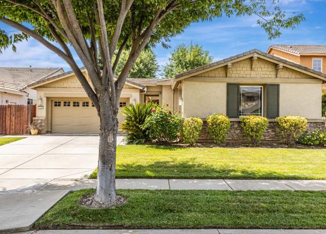 Property at 1152 Manchester Way, Yuba City, CA 95991, 5 beds, 3.5 baths