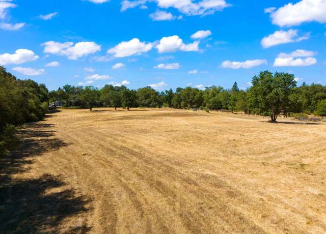 Property at 2 Golden Gate Ave, Orangevale, CA 95662