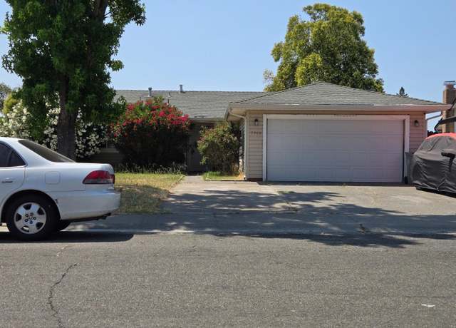 Property at 7988 Valley Green Dr, Sacramento, CA 95823, 4 beds, 3 baths