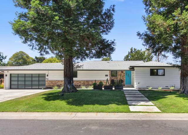 Property at 1005 Entrada Rd, Sacramento, CA 95864, 3 beds, 2 baths
