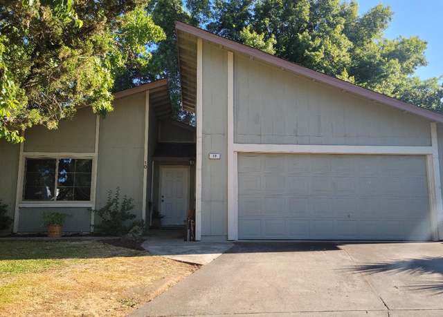 Property at 10 Governors Ct, Sacramento, CA 95817, 4 beds, 2 baths