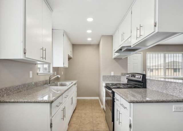Property at 4415 Calandria St #4, Stockton, CA 95207, 2 beds, 1 bath