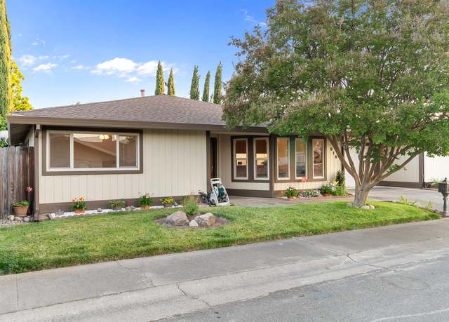 Property at 916 Park Ranch Way, Sacramento, CA 95831, 2 beds, 2 baths