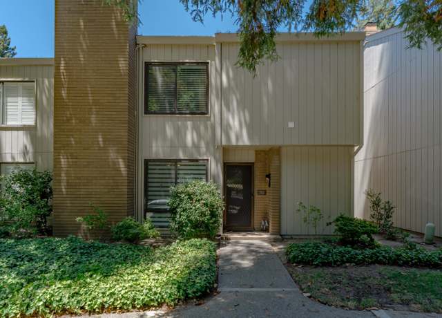 Property at 712 Elmhurst Cir, Sacramento, CA 95825, 2 beds, 2.5 baths