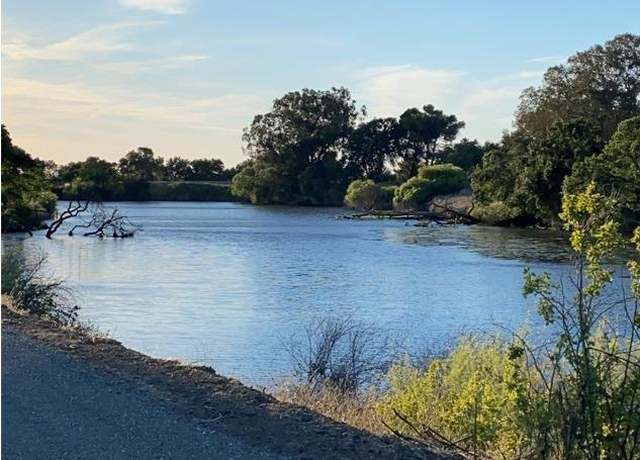 Property at 14303 W Bethany Rd, Tracy, CA 95304, 3 beds, 2 baths