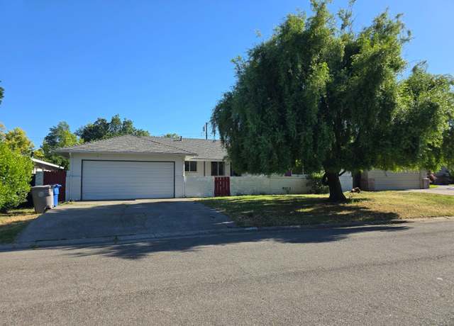 Property at 1220 Lucio Ln, Sacramento, CA 95822, 2 beds, 2.5 baths