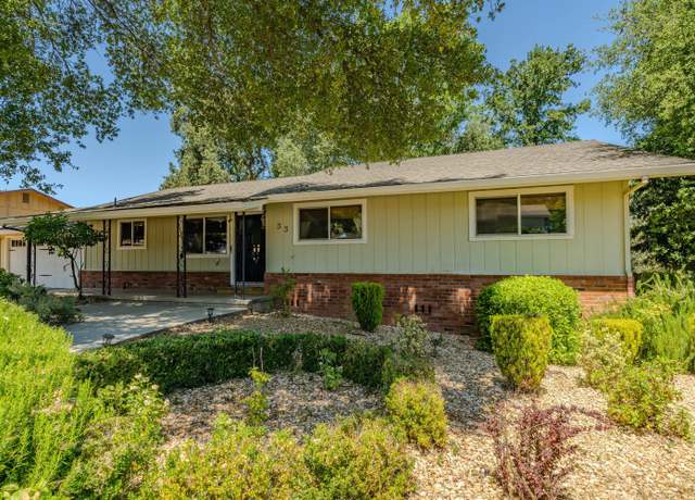 Property at 33 N Pioneer Cir, Jackson, CA 95642, 3 beds, 2 baths