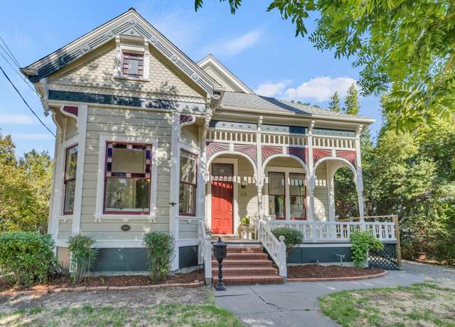 Property at 531 2nd St, Woodland, CA 95695, 3 beds, 2 baths