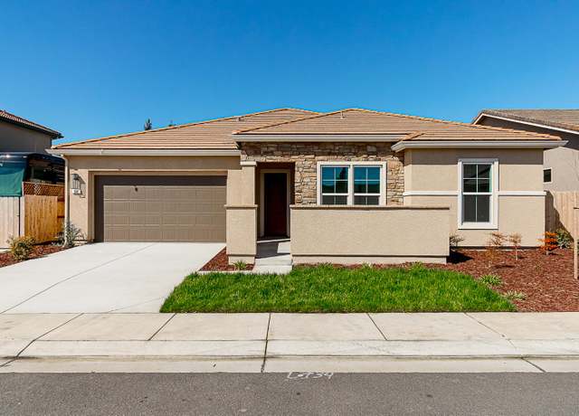 Property at 894 Ranchland Way, Oakdale, CA 95361, 4 beds, 2.5 baths