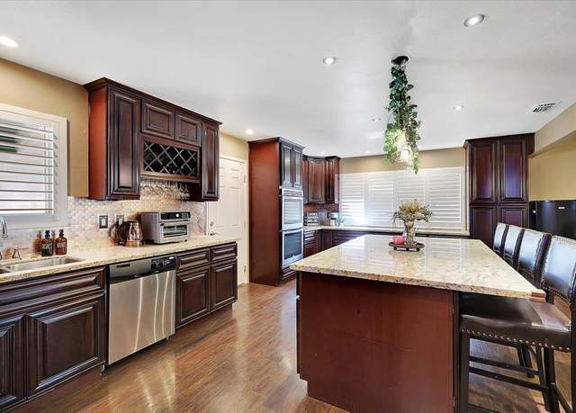 Property at 2255 El Manto Dr, Rancho Cordova, CA 95670, 4 beds, 3 baths