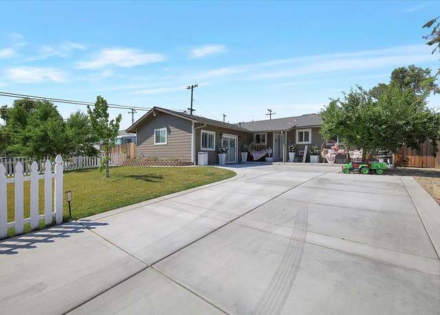 Property at 2255 El Manto Dr, Rancho Cordova, CA 95670, 4 beds, 3 baths
