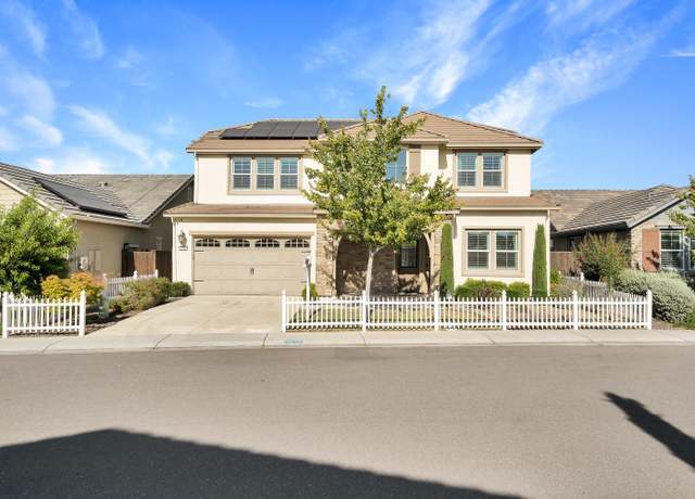 Property at 1712 Harvest Ln, Manteca, CA 95337, 4 beds, 3.5 baths