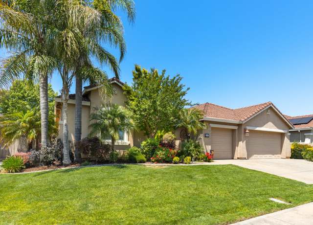 Property at 1925 Nevada St, Gridley, CA 95948, 3 beds, 2.5 baths