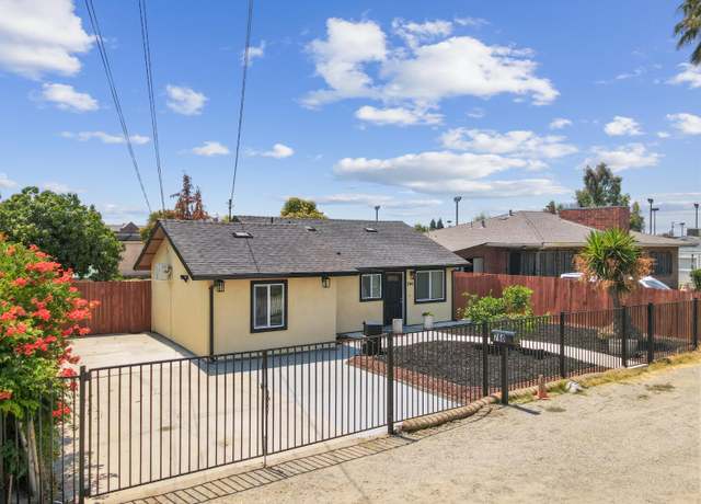 Property at 760 Podesto Rd, Stockton, CA 95207, 3 beds, 1.5 baths