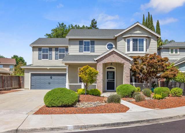 Property at 4633 Parkside Ct, Turlock, CA 95382, 5 beds, 3 baths