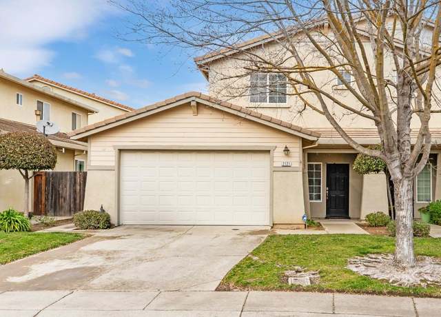 Property at 2121 Carson Oak Ct, Modesto, CA 95355, 3 beds, 2.5 baths