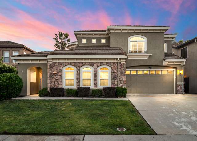 Property at 8113 Gilleland Dr, Roseville, CA 95747, 4 beds, 3 baths