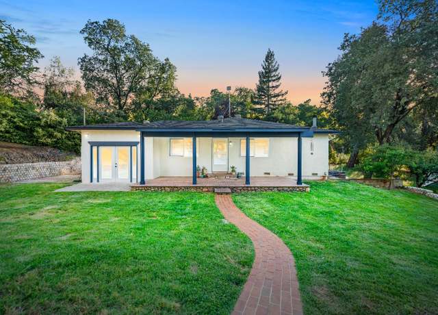 Property at 2433 Topside Dr, Auburn, CA 95603, 3 beds, 2 baths