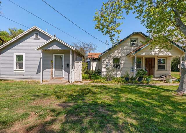 Property at 10065 New Hope Rd, Galt, CA 95632, 2 beds, 2 baths