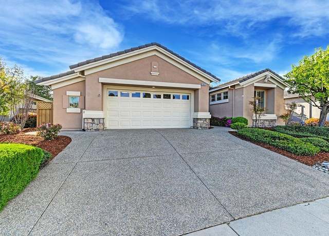 Property at 1977 Hawk Hill Ln, Lincoln, CA 95648, 2 beds, 2 baths
