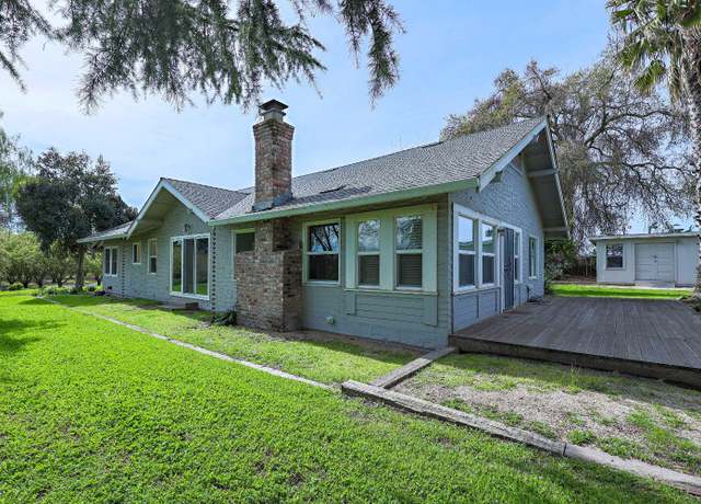 Property at 13419 Bentley St, Waterford, CA 95386, 3 beds, 2 baths