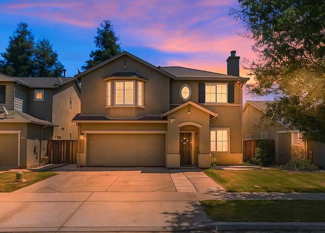 Property at 4092 Piccadilly Ln, Turlock, CA 95382, 5 beds, 3 baths