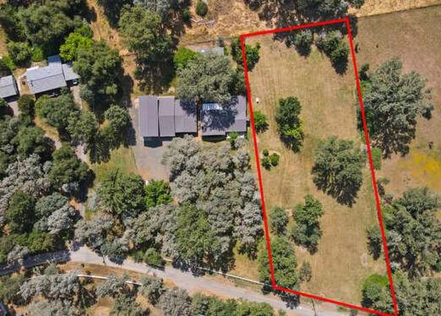 Property at 10417 Quincy Ln, Penn Valley, CA 95946