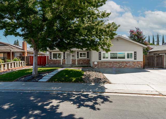 Property at 2206 Codding Dr, Modesto, CA 95350, 3 beds, 2 baths